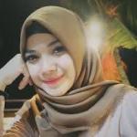 Profile picture of putri putri